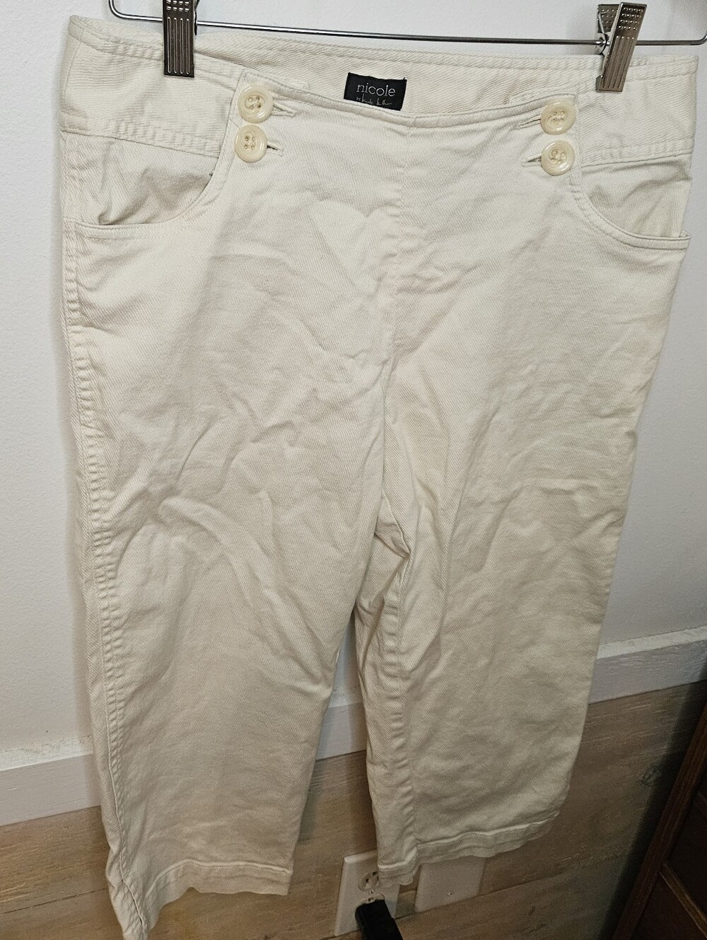 Nicole Miller Vintage Capris
